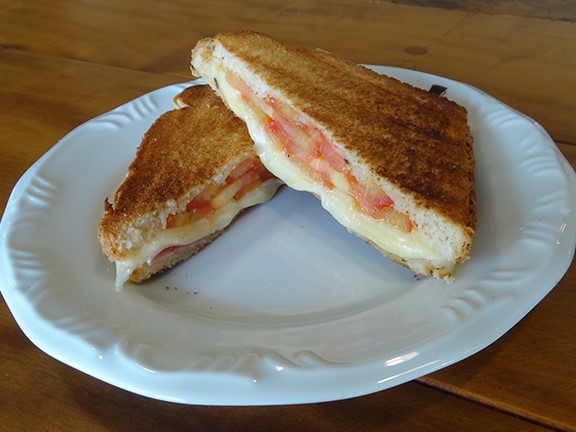 tortex de queijo e presunto